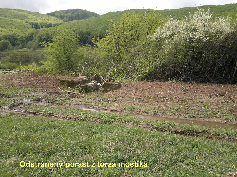 28042013762